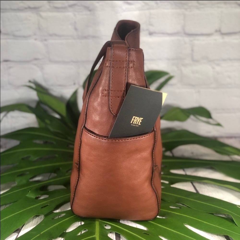 LAST ONE! NWT! Frye Side Pocket Hobo - Picture 4 of 7